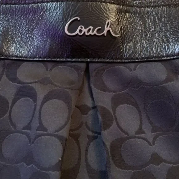COACH Ashley Canvas Signature C Black 2way Handbag/Shoulder Bag EUC - Picture 7 of 12